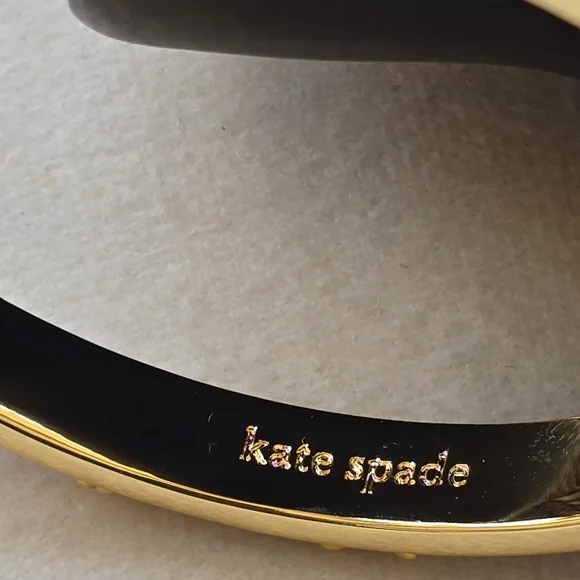 Kate Spade Heritage Bloom Hinged Bangle - Picture 4 of 6